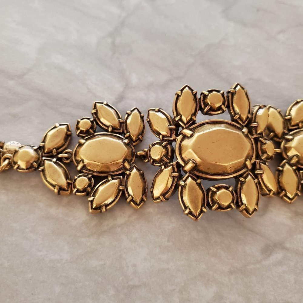 💖💖 J. Crew Garden Leaf Bracelet Gold Antiqued 💖💖 - Picture 3 of 10
